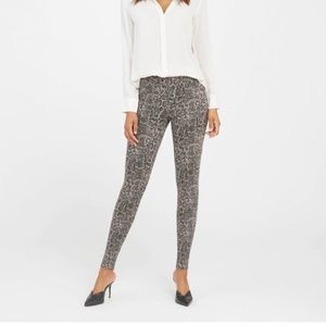 Spanx Jeanish Ankle Leggings Taupe Snakeskin Small NWOT